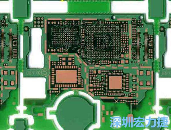 在產品極度要求小型化設計時，可利用HDI板材壓縮主板面積，同時具減輕重量優點。