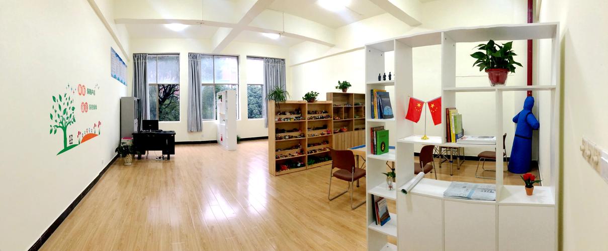 讓心靈沐浴陽光——我校心理咨詢室“心語室”正式運營，提供專業(yè)教育咨詢服務(wù)