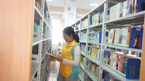 主題教育正當(dāng)時(shí) 第五黨支部開(kāi)展圖書(shū)整理與教育咨詢(xún)義務(wù)服務(wù)活動(dòng)